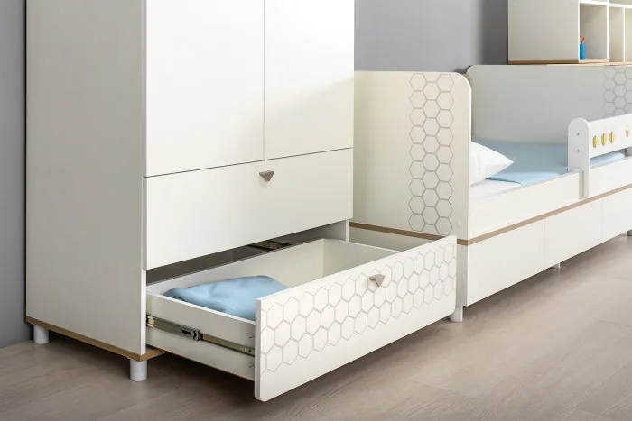 Эйп 11.40 Кровать + 13.334 Шкаф, цвет белый/дуб белый, сп. м. 800х1600 мм., б/м, основание есть, макс. нагрузка 80 кг., рек. выс. матр. 120 мм.