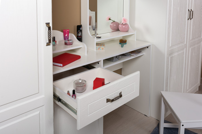 Ливерпуль Стол туалетный 12.46 + Полка 10.118 + Полка 10.117, цвет ясень ваниль/белый, ШхГхВ 119,8х41,3х152,3 см., НЕ универсальная сборка