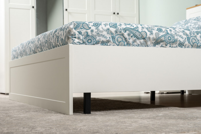 Остин 11.53 Кровать + ортопед + 16.307 Шкаф + 13.257 Тумба, белый шагрень/дуб крафт золотой