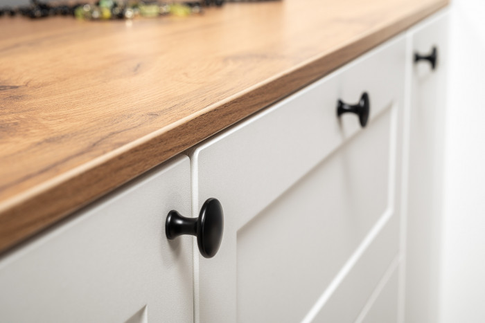 Остин 11.53 Кровать + ортопед + 16.47 Тумба под ТВ + 16.221 Комод, белый шагрень/дуб крафт золотой